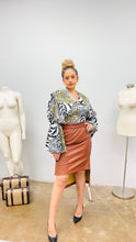 Load image into Gallery viewer, Overseas Blouse